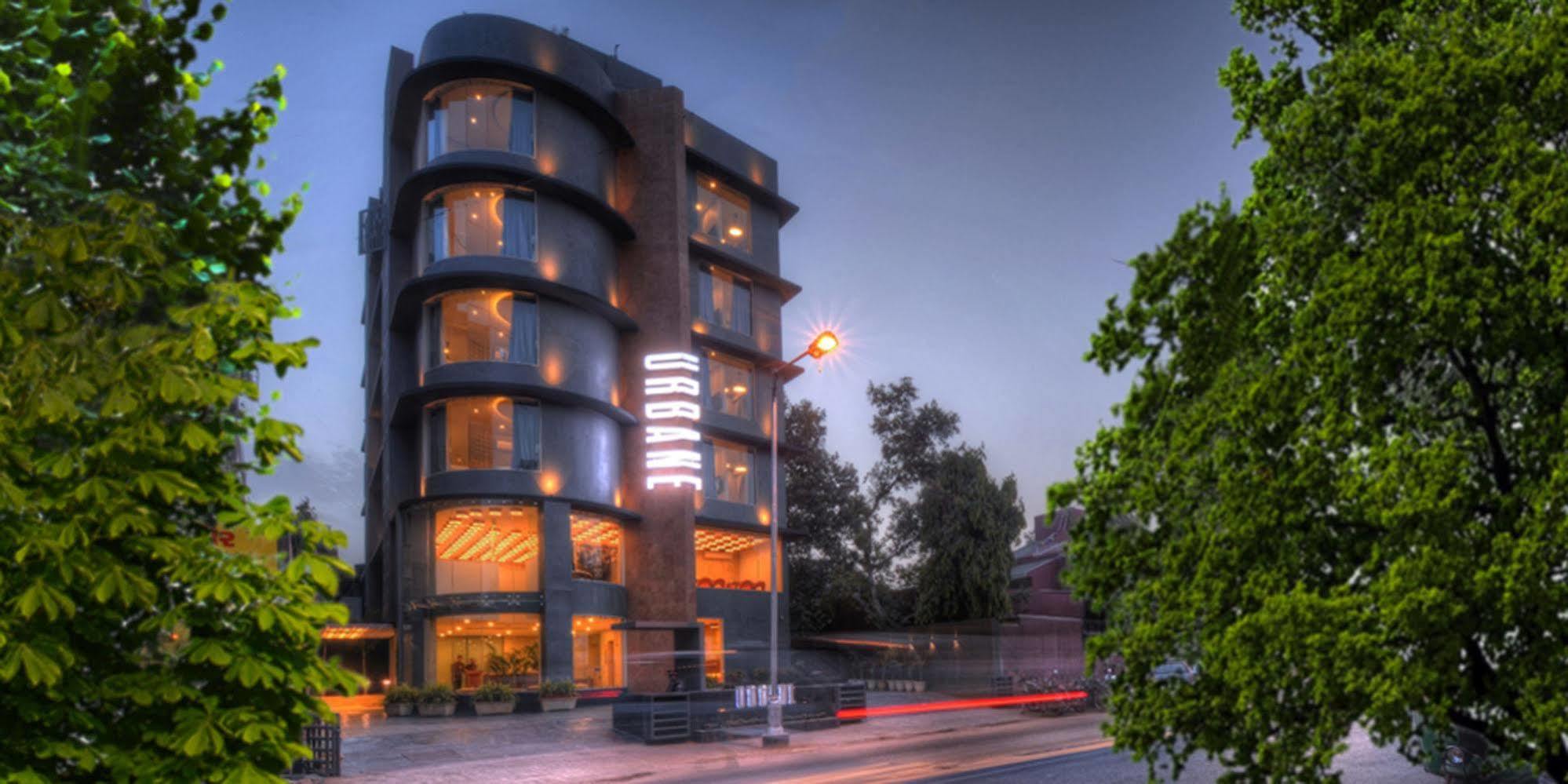 Urbane The Hotel Ahmedabad Exterior foto